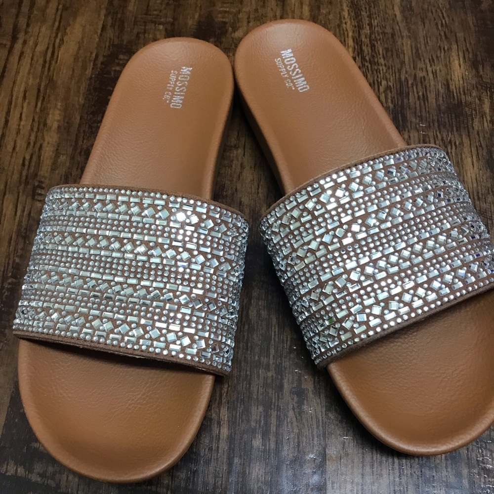 Mossimo slide on with clear crystal studs